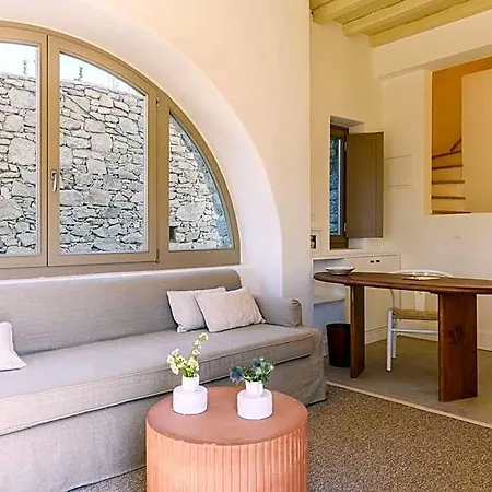 Camarades Mykonos 3*