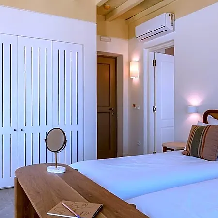 Camarades Mykonos Hotel