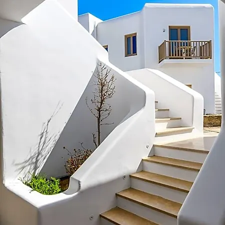 Camarades Mykonos Hotel 3*