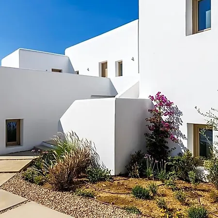 Camarades Mykonos Hotel 3*