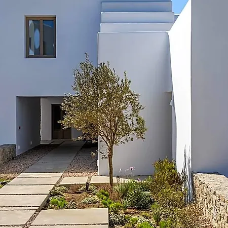 Camarades Mykonos Ano Mera