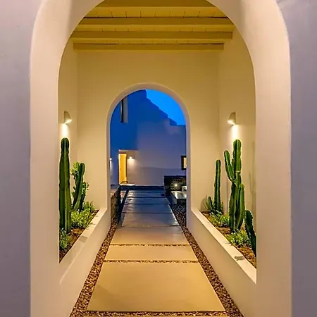 Camarades Mykonos Ano Mera